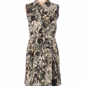 *FINAL SALE* Simply Vera Button Green Swirl Dress